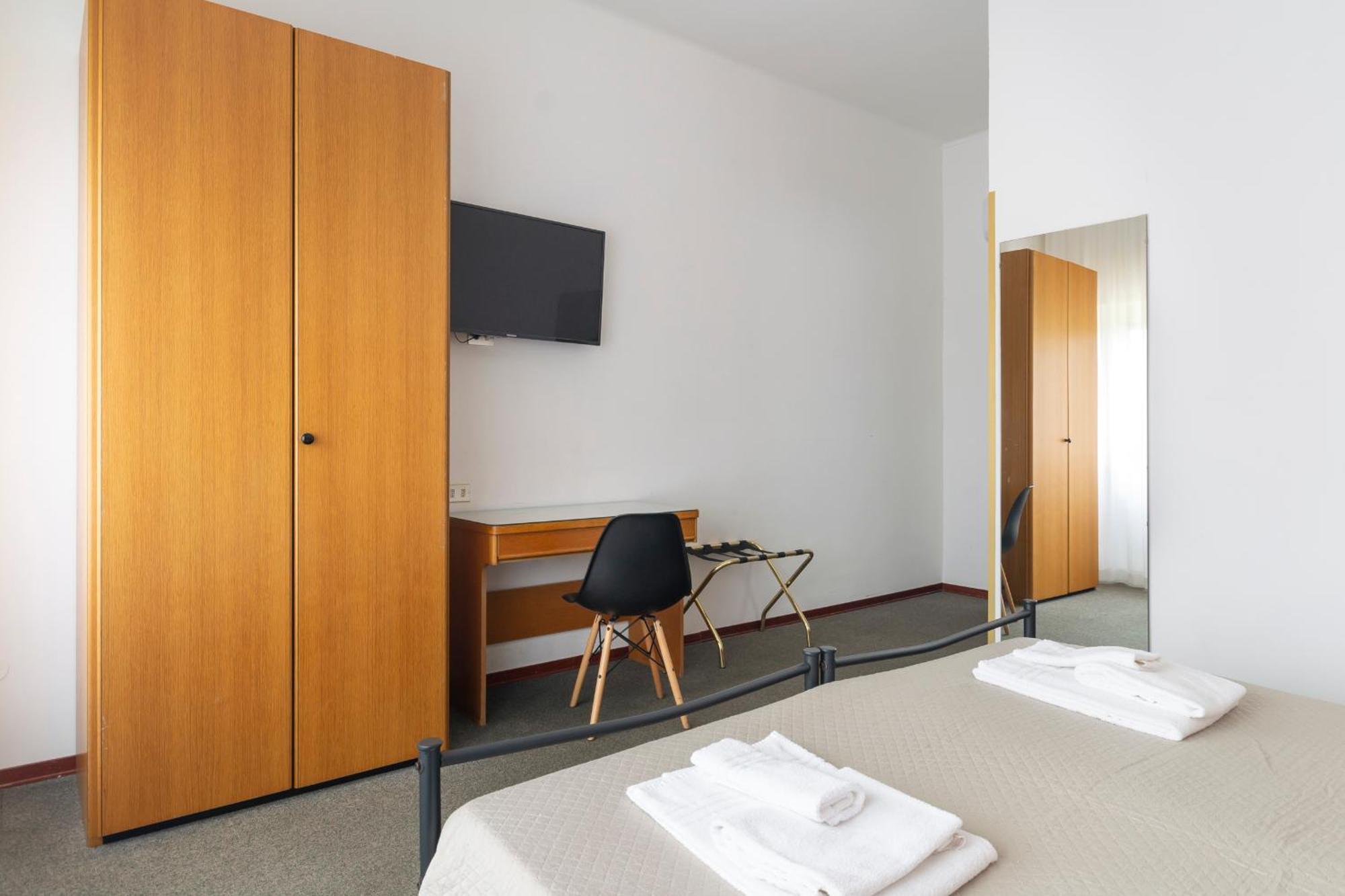 Hostel Uniho Pavia
